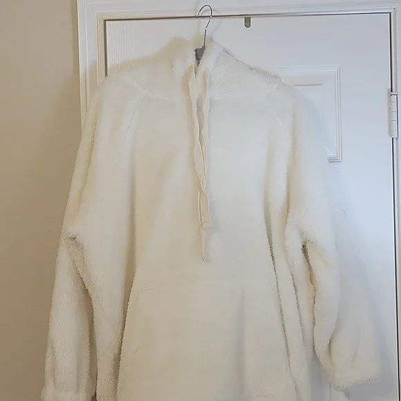 New Zenana 2x Fuzzy Teddy Bear Hoodie - Picture 3 of 6